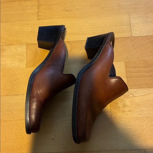 Nine West Chestnut Brown Leather Slip-On Mule Heels - Picture 4 of 6